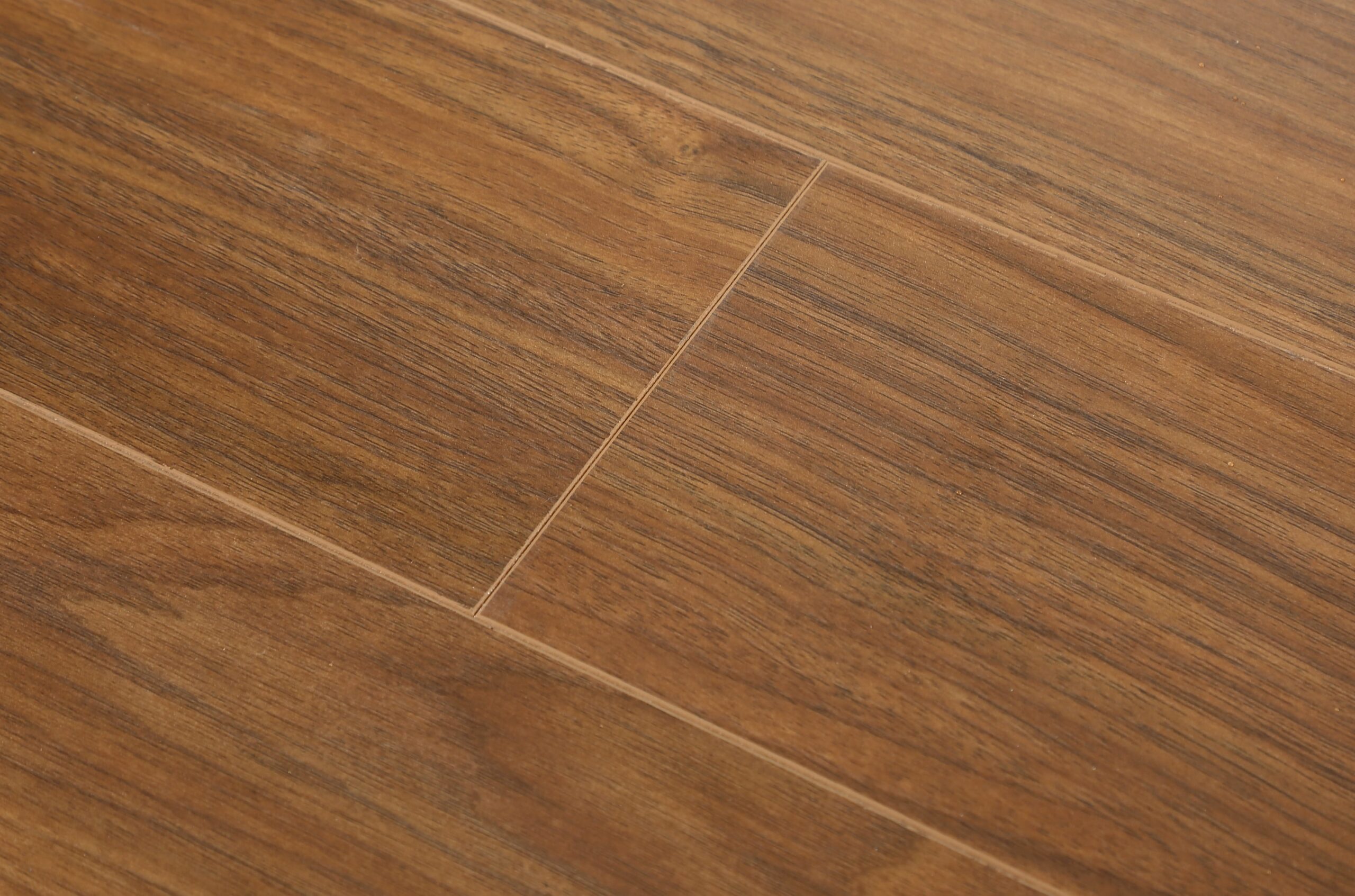 Bergamo Walnut #382 | Elevate AC5 - Image 3