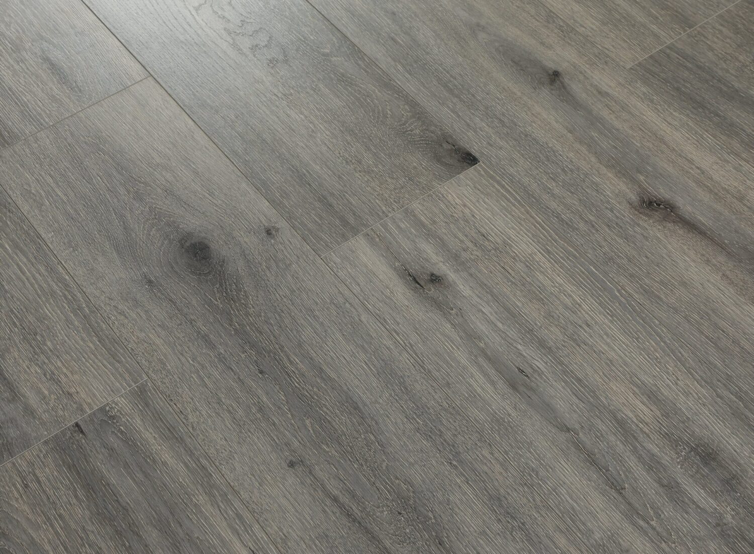 Nutmeg Oak #652 | Radiant