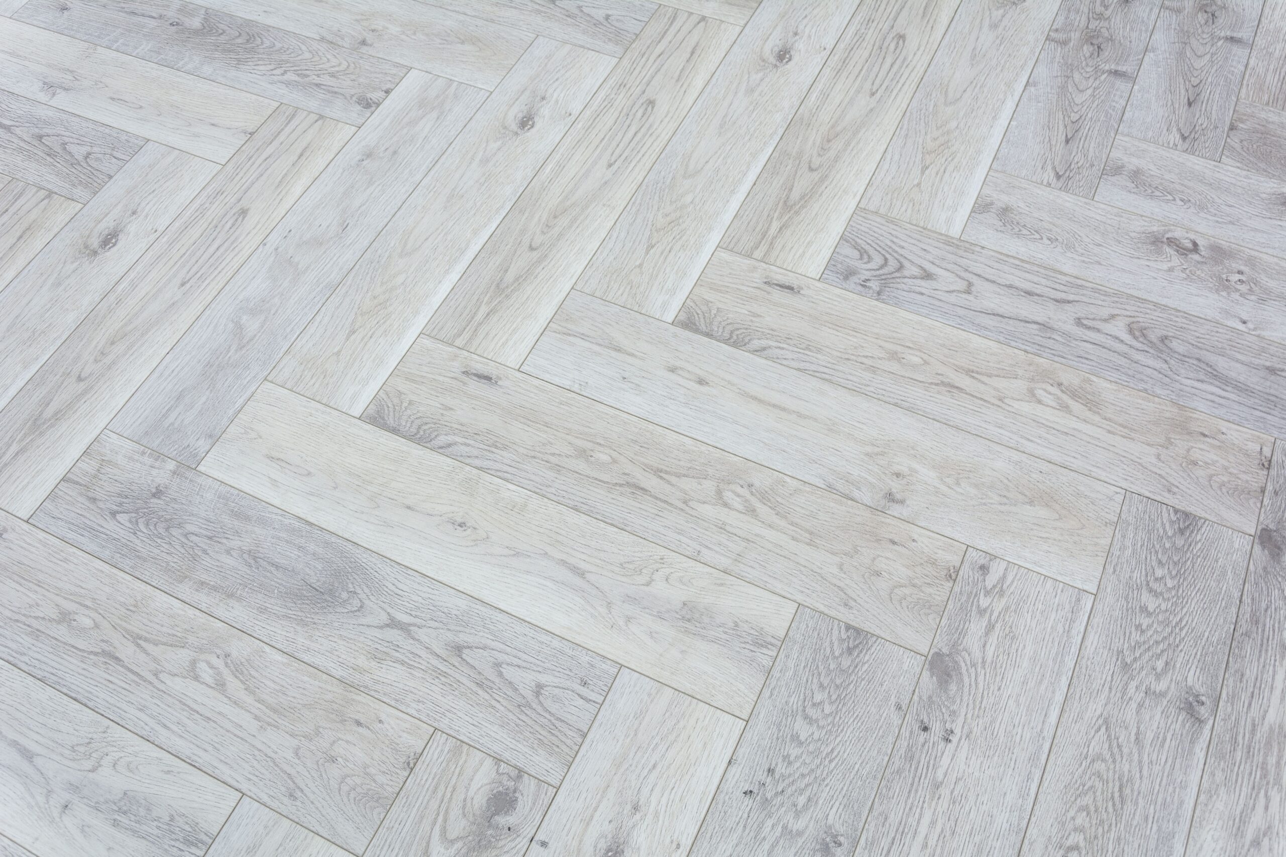 White Washed Oak | Herringbone
